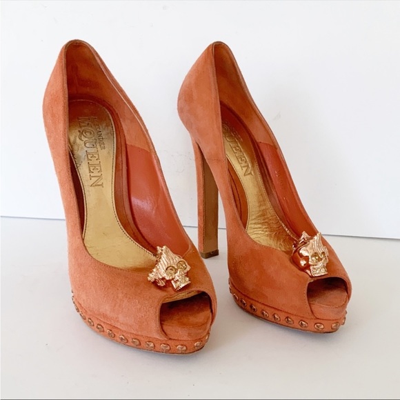 Alexander McQueen orange suede platform pumps - Picture 3 of 14